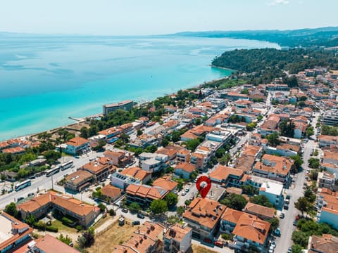 Property building, Bird's eye view, Location