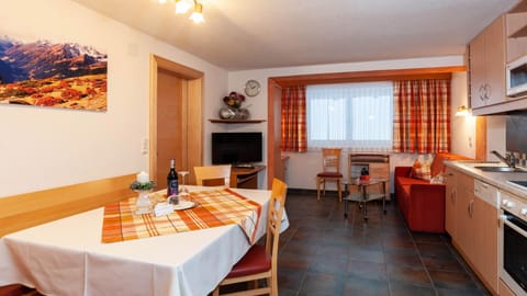 Haus Handle Apartment in Canton of Grisons