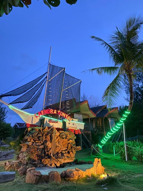 Night, Garden view