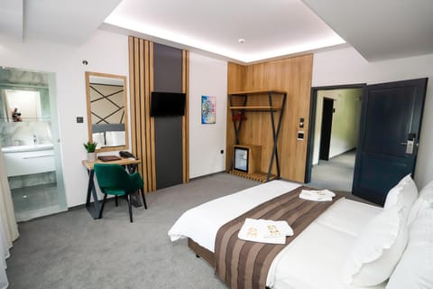 Bed, Photo of the whole room, Bedroom, towels, wardrobe