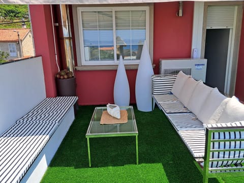 Off site, View (from property/room), Balcony/Terrace, Sea view