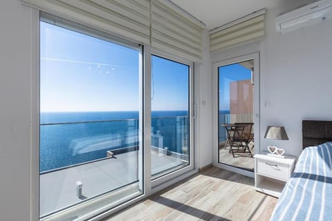 Bed, View (from property/room), Photo of the whole room, Bedroom, Sea view