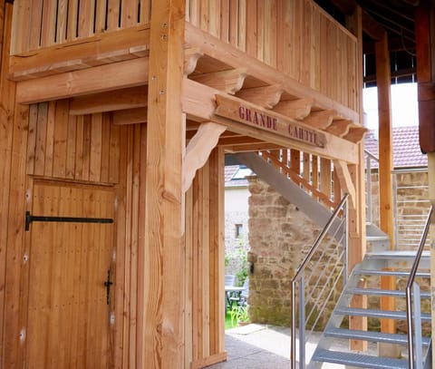 Patio, Balcony/Terrace