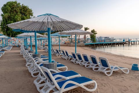 Day, Beach, Sea view, sunbed