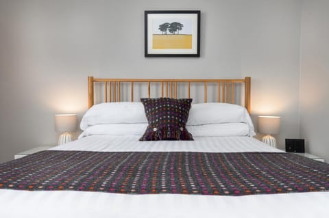 Bed, Decorative detail