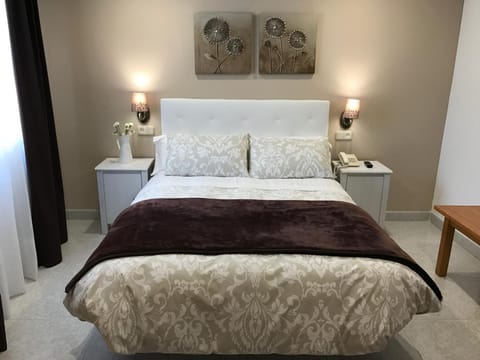 Decorative detail, Bedroom