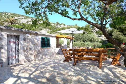 Patio, Patio, BBQ facilities, Kitchen or kitchenette, Seating area, Dining area