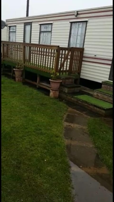 Property building, Garden view