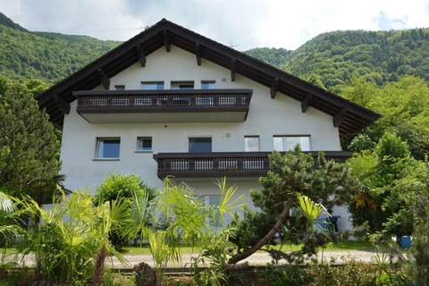 Villa Carlo Apartment in Colico