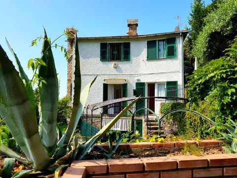 Ai Pastelli Apartment in Liguria