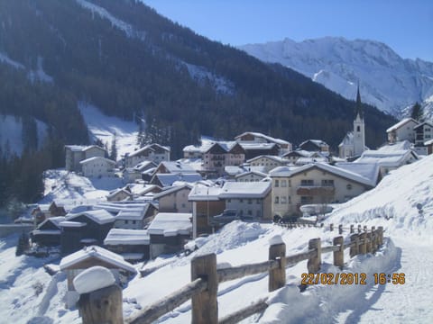 Day, Winter, On site