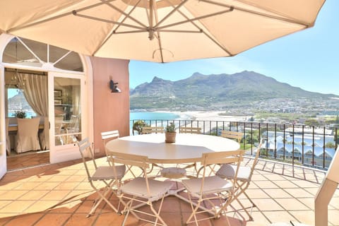 Portofino - Sea-facing villa Villa in Cape Town