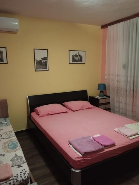 Guesthouse Bato Bed and Breakfast in Podgorica Municipality, Montenegro
