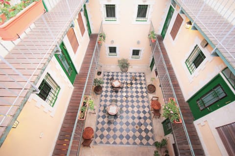 Patio, Balcony/Terrace
