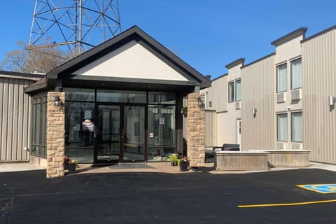 Property building, On site