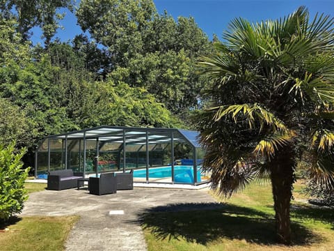 Villa plain-pied avec piscine privée, jardin et WIFI - Proche Trégastel et Perros-Guirec - FR-1-368-86 House in Perros-Guirec