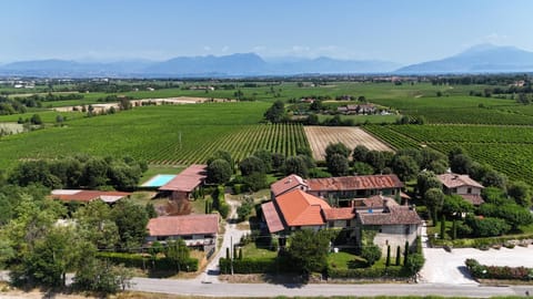 Property building, Bird's eye view