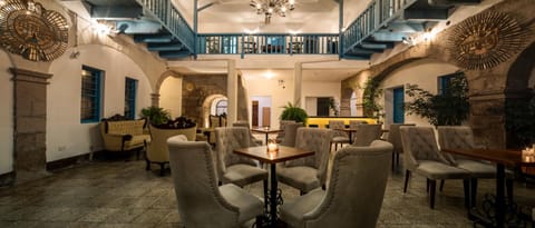 Patio, Restaurant/places to eat