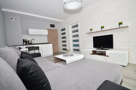 Living room, Evening entertainment