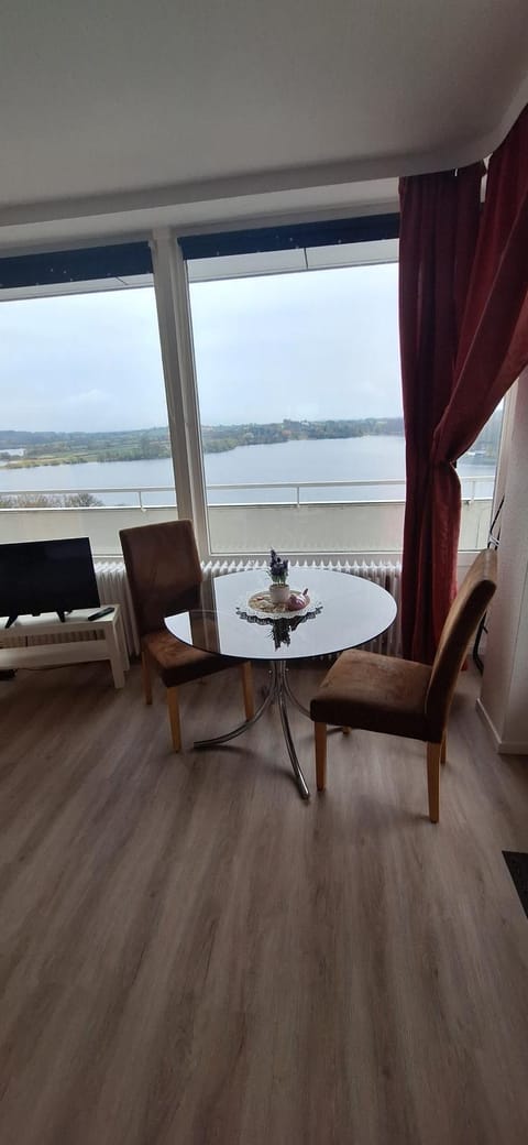 Studio mit Seeblick Apartment in Bad Segeberg