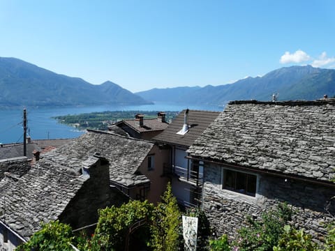 Garden view, Lake view, Mountain view