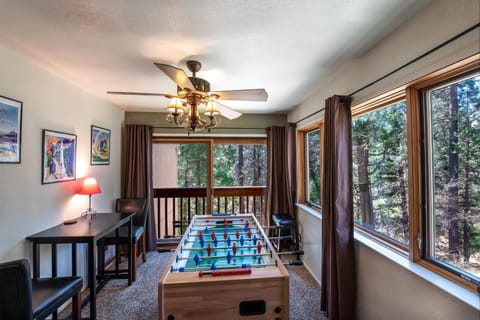 Friends Lodge House in Sierra Nevada