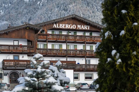 Property building, Winter, Mountain view