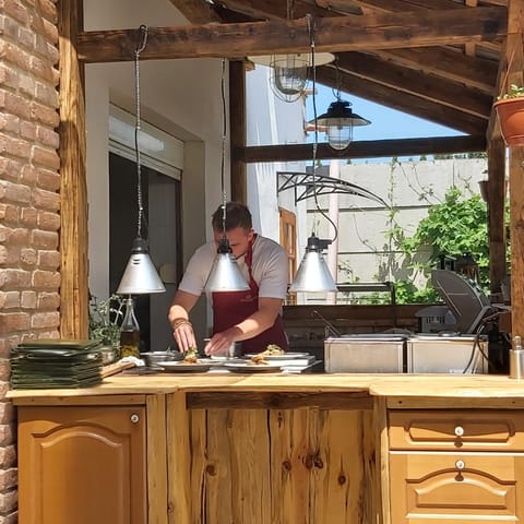 Restaurant/places to eat, Garden