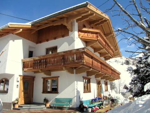 Property building, Winter