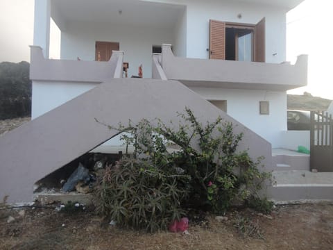 Property building, Balcony/Terrace