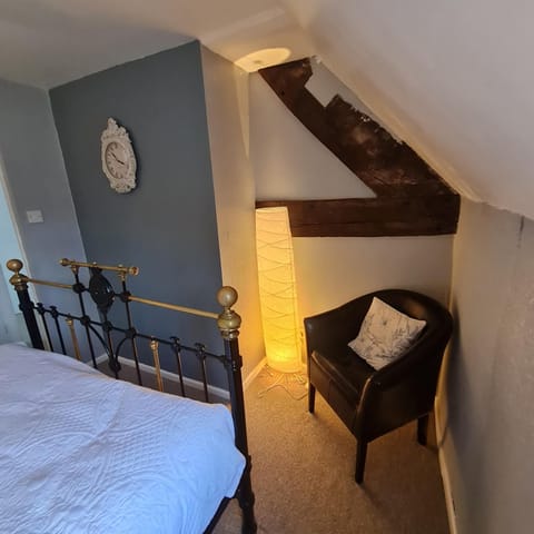 Abbey Cottage House in Shrewsbury