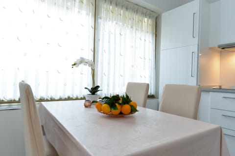 Apartments Orange 167 Apartment in Novigrad