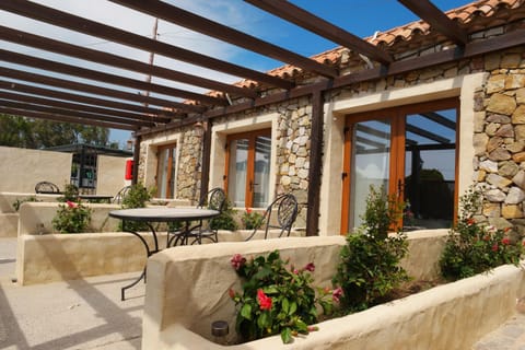 Patio, Garden, Balcony/Terrace