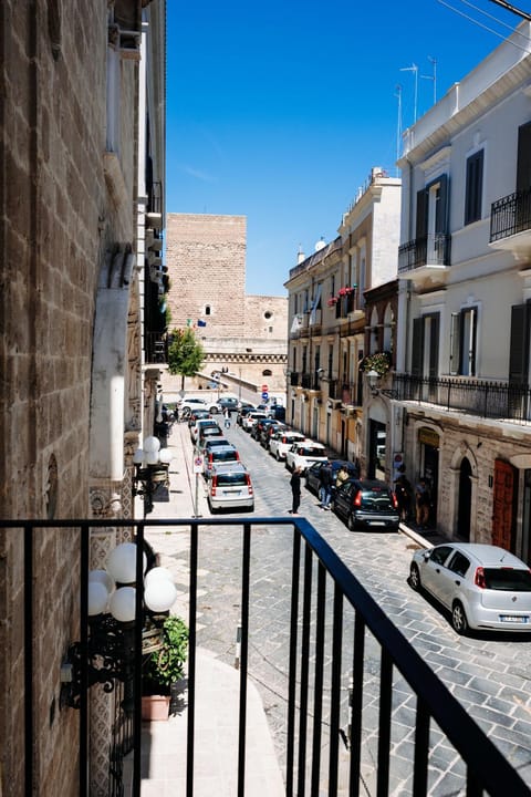 Property building, City view, Street view, Location
