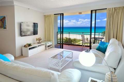 Living room, Seating area, Sea view