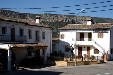 Property building, Day