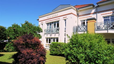 Property building, Garden view