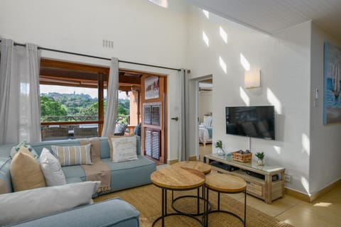 Patio, TV and multimedia, Living room