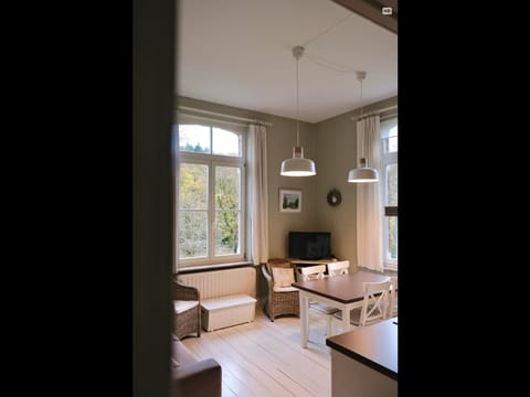 La Villa des Roses Apartment in Wallonia, Belgium