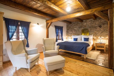 Living room, Bedroom