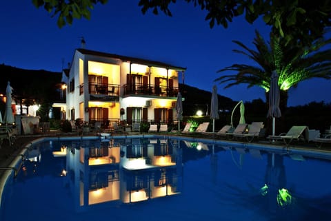Facade/entrance, Swimming pool, Swimming pool