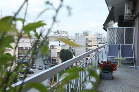 Leoforos 28is Oktovriou Apartment in Thessaloniki