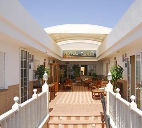 Facade/entrance, Balcony/Terrace