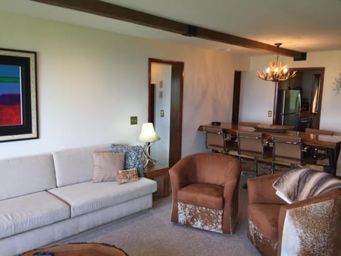 Rudow Roost Apartment in Beech Mountain