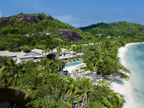 Property building, Day, Natural landscape, Beach, Mountain view, Sea view