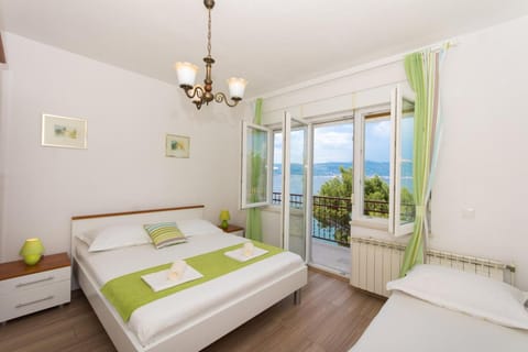 Balcony/Terrace, Bedroom, Sea view