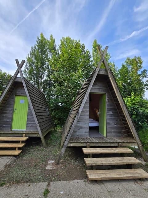 Eté indien-hôtellerie de plein air Campground/
RV Resort in Wimereux