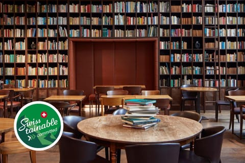 Restaurant/places to eat, Library