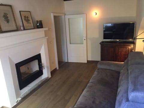 Al vecchio porto casa a Cannero House in Cannero Riviera