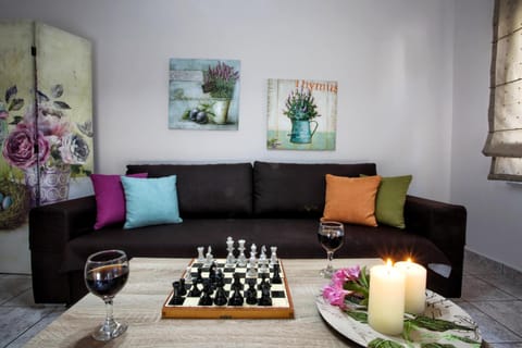 Holiday House Ioanna House in Nea Peramos